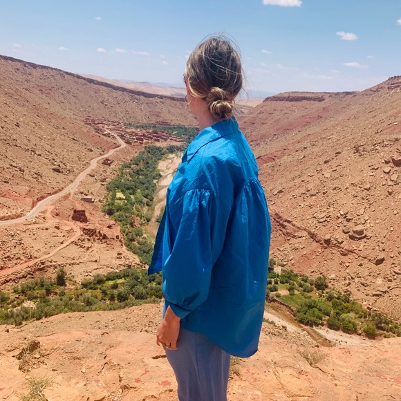 Bright blue blouse button up - medium/large - Picture 3 of 13